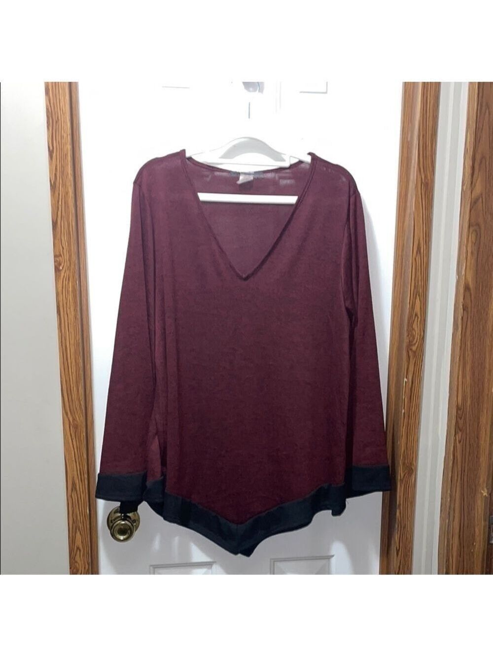 70. Arabella Red and Black Asymmetrical Long Sleeve Sweater 2X EUC